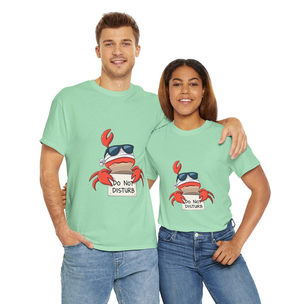 Playful Crab Graphic Tee, Relaxed Summer T-Shirt, Gift for Beach Lovers, Funny Casual Wear, Unique Gift Idea, Summer Vibes Shirt